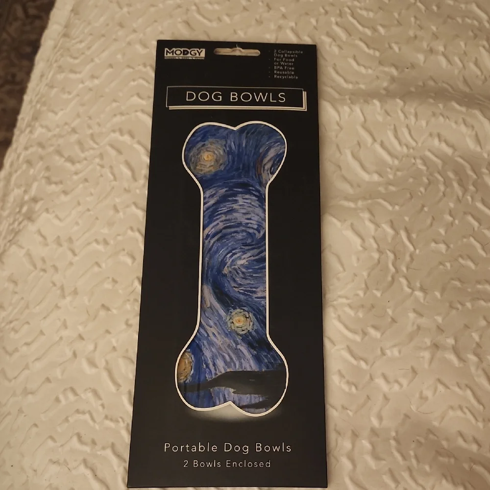 Modgy Vincent Van Gogh's Starry Night Portable Dog Bowls Set of 2 .